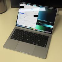 MacBook Pro 14" M2 Pro - 16GB / 512GB - Space Gray + Zubehör