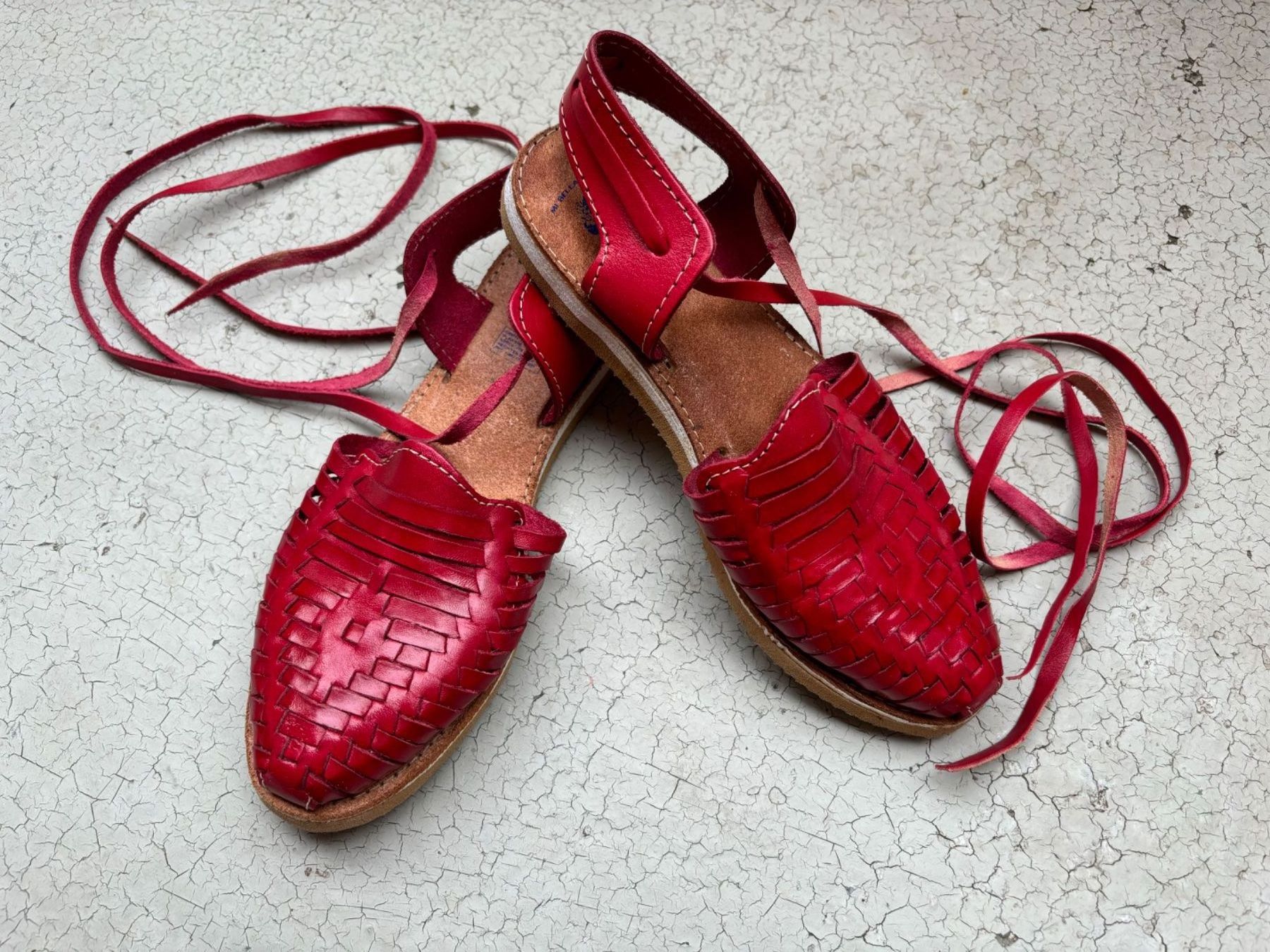 Scarpe da donna: Huarache Sandalen Leder Rot 36.5 – Usato da Zürich venduto da jas_5mwh 1