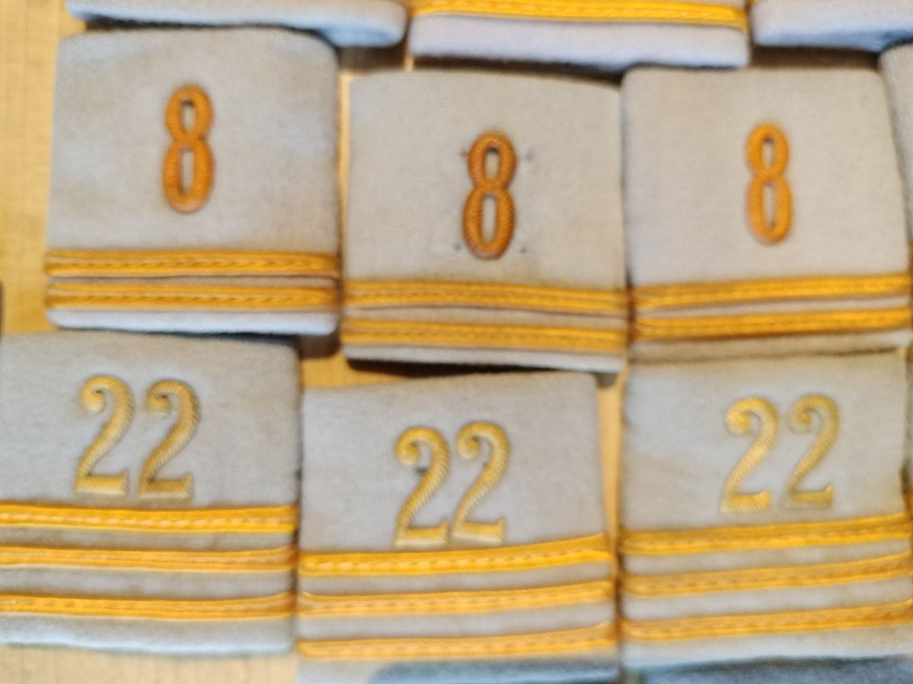 Schweizer Armee Uniformi: Schweizer Armee Militär Uniform Schulterpatten – Usato da Schwanden Sigrisw venduto da cadieux71 2