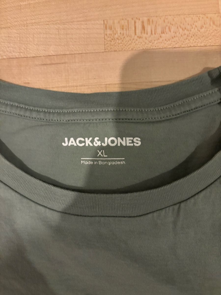 Jack & Jones T-Shirts: T-shirt Jack and Jones XL – Gebraucht aus Allens von FurrerN 1