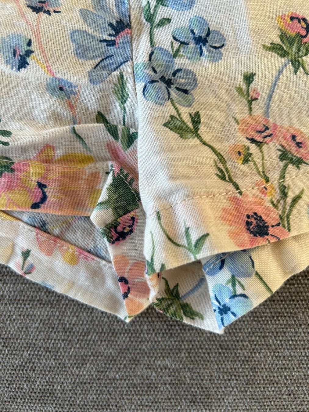 H&M Pantaloni: Shorts Baby | H&M | Gr. 80 – Usato da Zürich venduto da Hermia 2