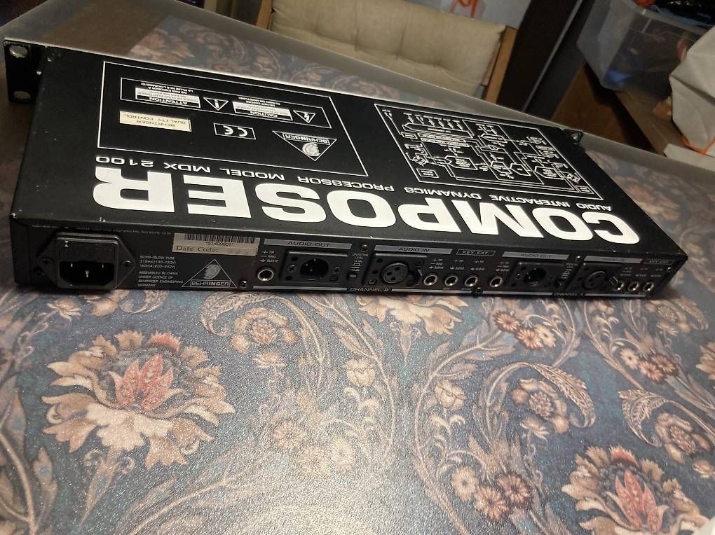Compressori: Behringer Composer MDX2100 Compresseur stereo (+side chain) – Usato da Montreux venduto da Florianto 1