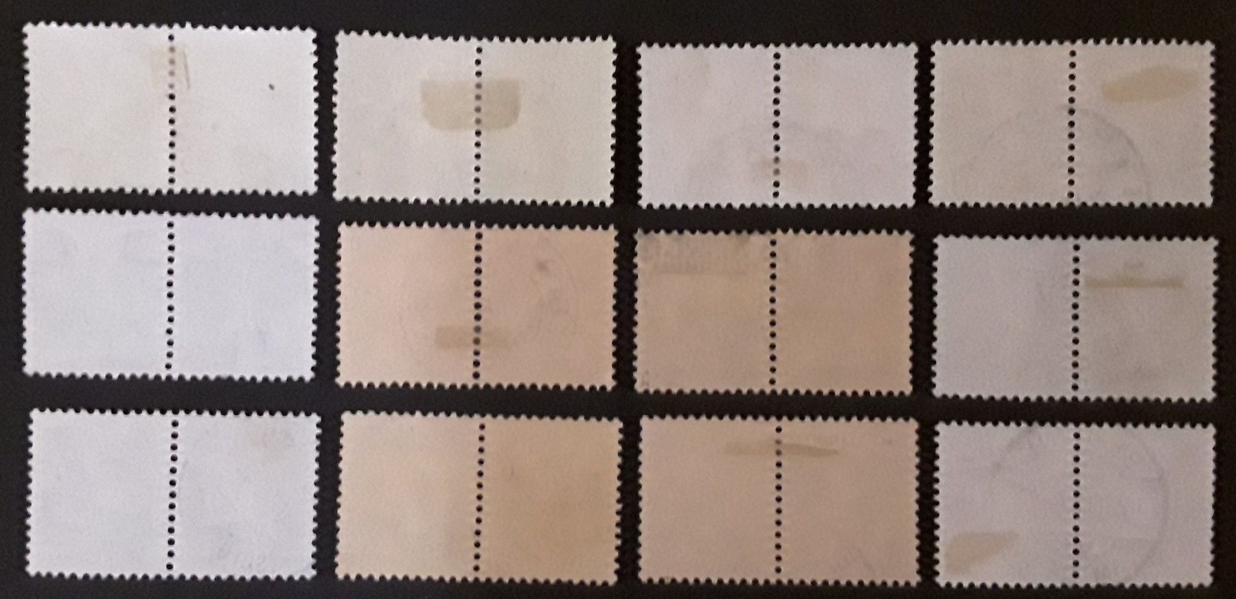 Tous les timbres: Lot mit 12 Kehrdrucke gest.Kat.785.- – D'occasion à Walperswil par Tcheidi 1