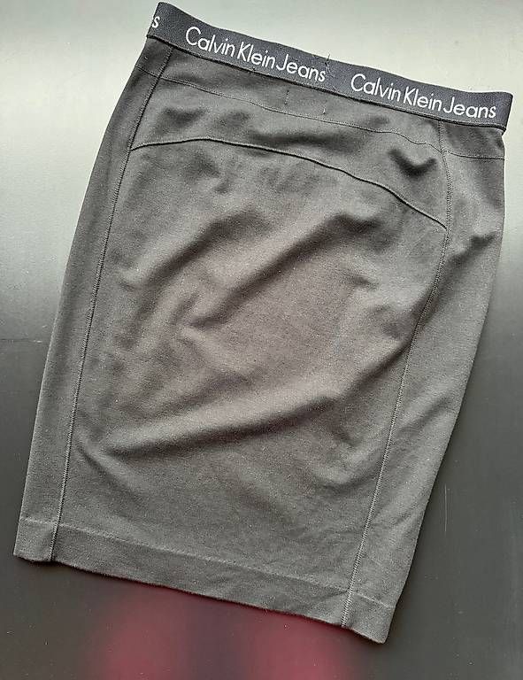 Gonne: CALVIN KLEIN Stretch-Rock, schwarz, Gr. M – Usato da Basel venduto da StephiKn 3