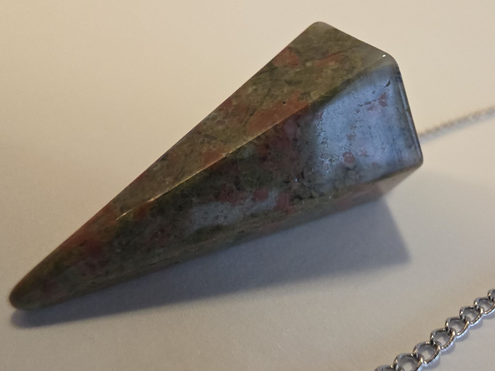 Minerali & Pietre curative: Unakit Pende 4 x 2cm. – Nuovo e nell'imballaggio originale da Menziken venduto da Mirager 4