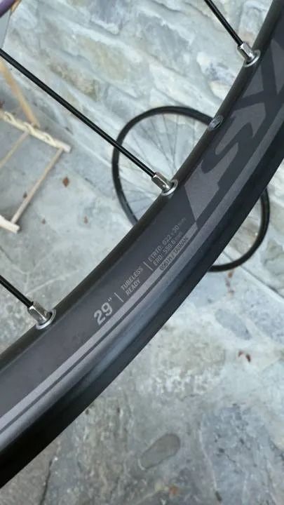 Pneumatici & Ruote complete: Syncros Revelstoke 1.5 29”, New – Nuovo (secondo la descrizione) da Troistorrents venduto da mor_p5rv 3