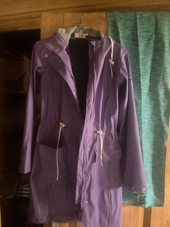 ☔️🌈☂️ 💜 Regenmantel von Rukka, Gr. 34 / XS, Farbe Lilla