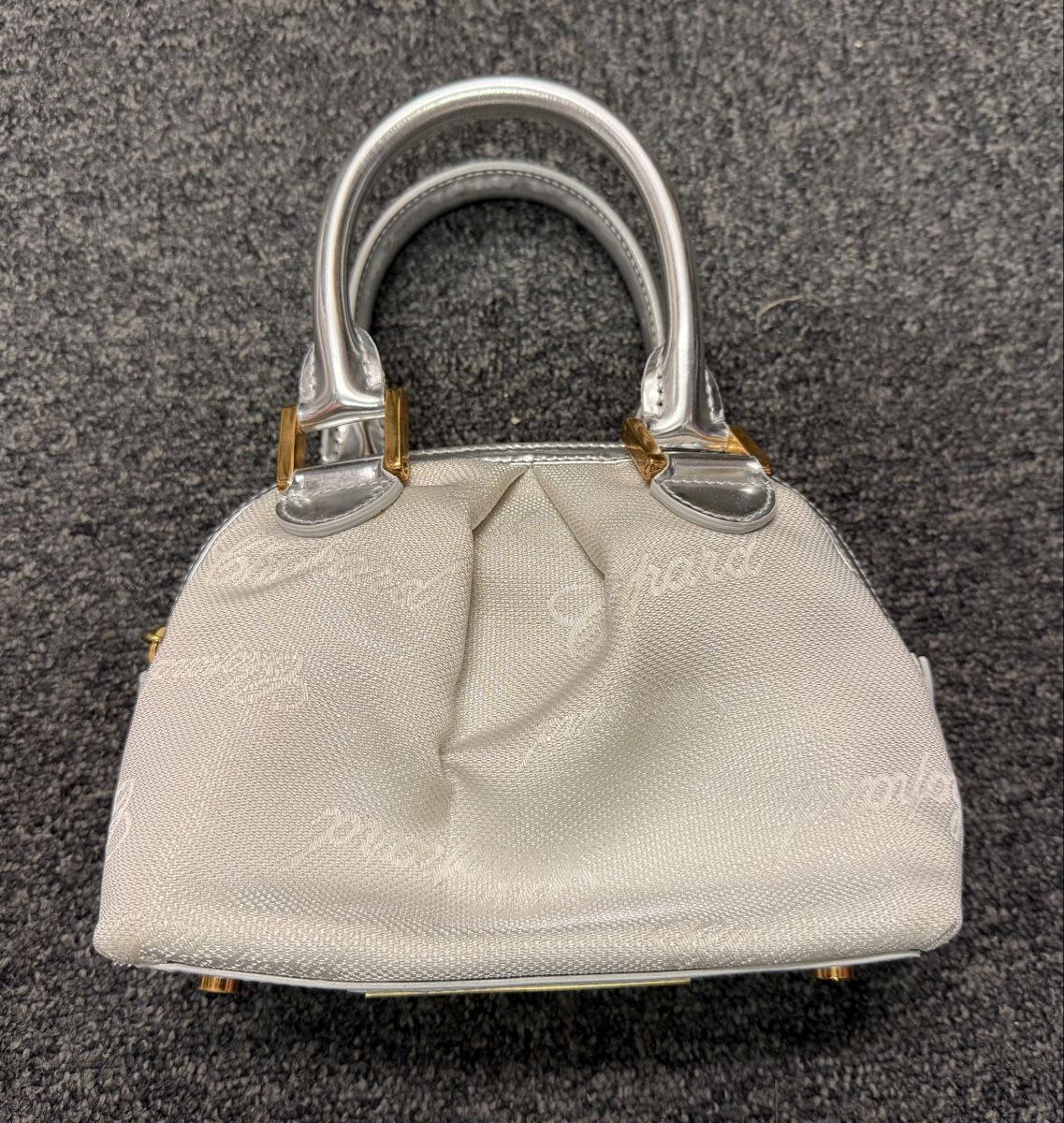 Chopard Taschen für Damen: Chopard - Handtasche beige metallic  – Neu (gemäss Beschreibung) aus Zürich von daki81