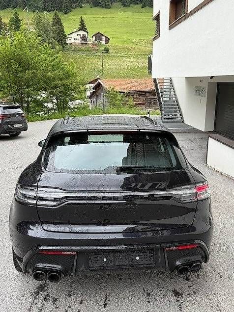 Automobili: Porsche Macan 2.9 V6 GTS – Usato da Langenthal venduto da Goergens10 1