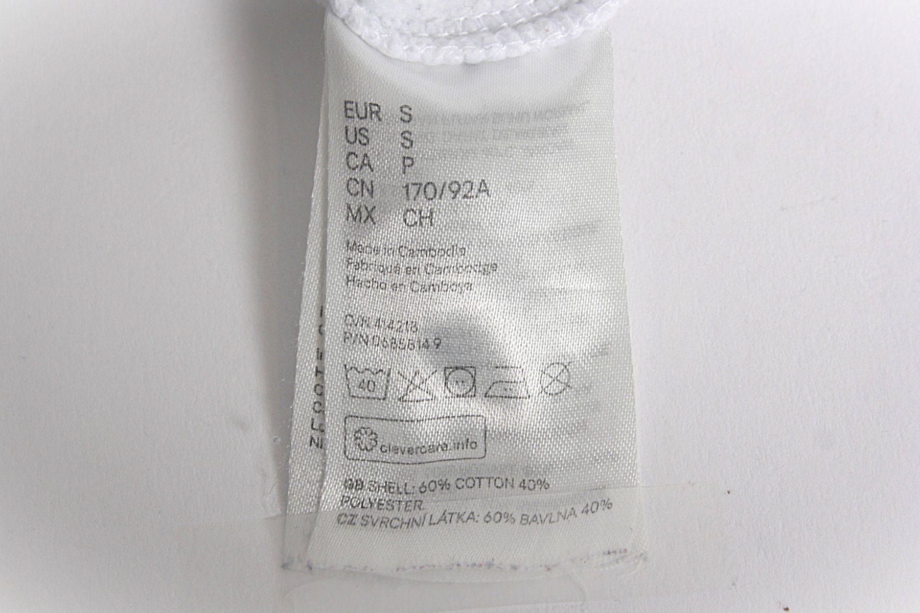 H&M Maglioni & Felpe: H&M Hoodie gr. S weiss – Usato da Zollikofen venduto da Restwert_Zollikofen 4