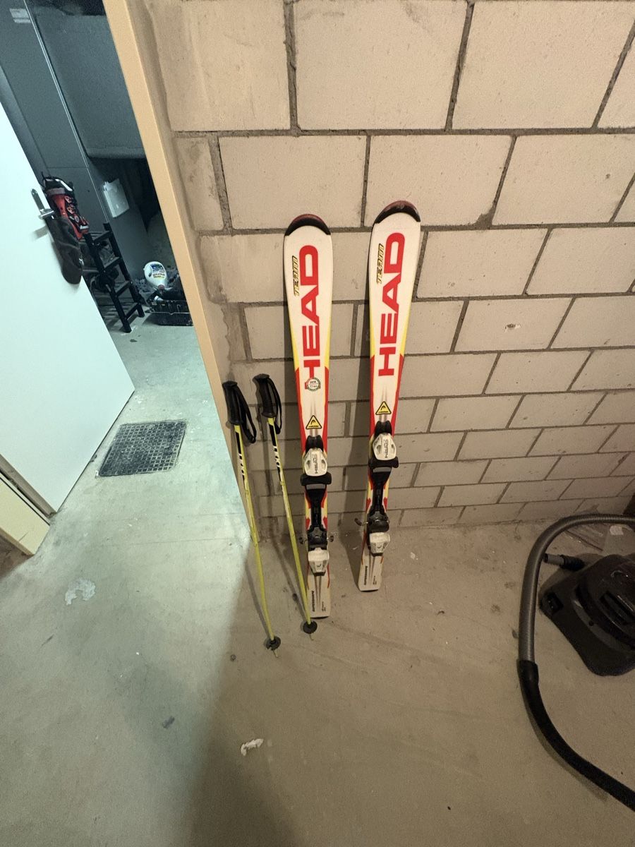 Sci: Skis and poles HEAD, with bindings, used condition – Usato da Andelfingen venduto da heb_v6tv