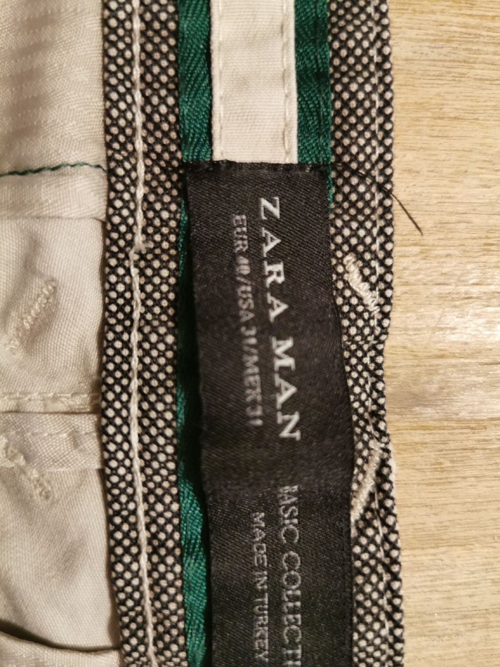 Zara Pantaloni: Hose ZARA MAN – Usato da Stettfurt venduto da gutzli_al 2
