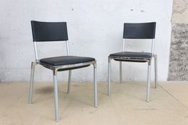 Stuhl von Segis mit schwarzem Leder / graue Beine