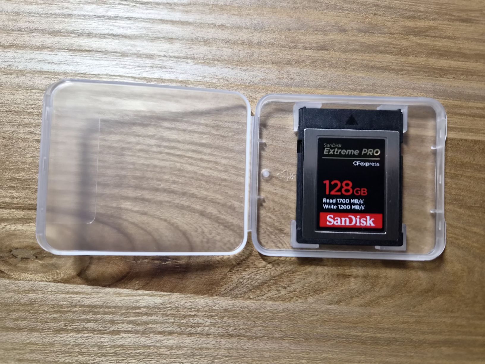 Sandisk Schede di memoria: Cartes SanDisk CF Express et SDXC – Nuovo (secondo la descrizione) da Avry-sur-Matran venduto da Berlingo1 1