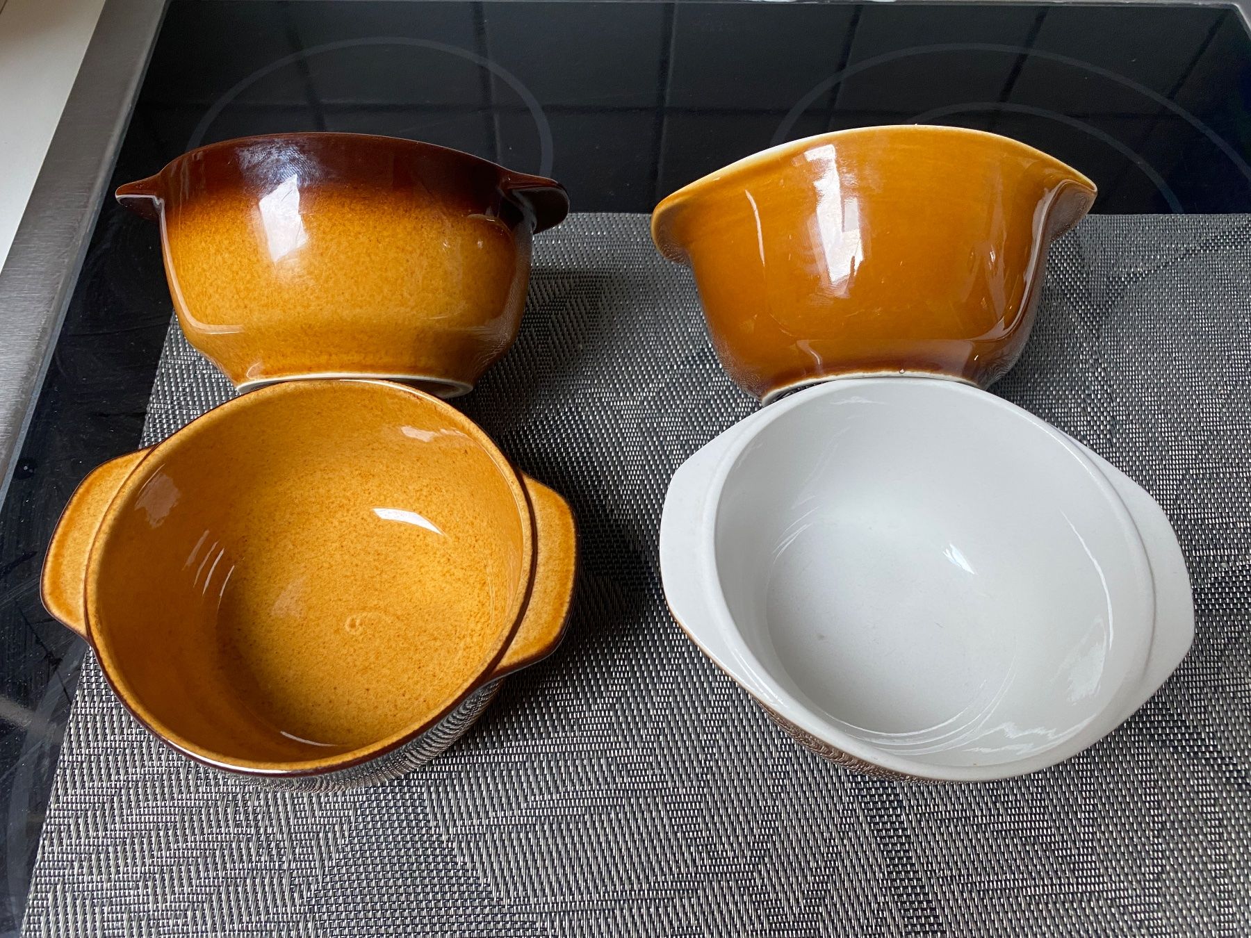 Rössler Tasses: Rössler Tassen – D'occasion à Nesselnbach par dieinsel 1