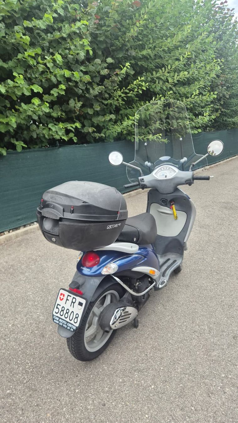 Piaggio Scooters: PIAGGIO Liberty 125 RST – Gebraucht aus Le Mouret von ama_w9fv 3