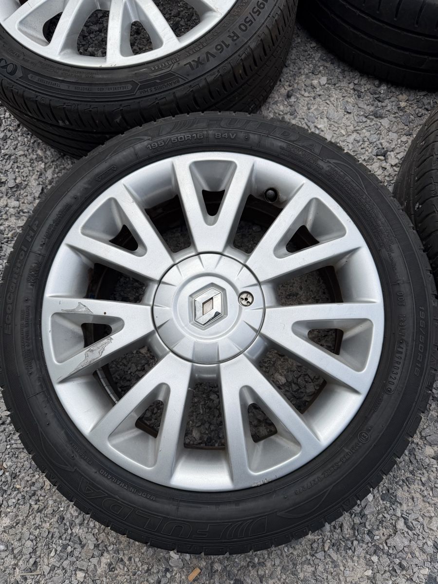 Renault Pneumatici & Ruote complete: Original Renault Clio 16 Zoll – Usato da Mollis venduto da BSL10 3