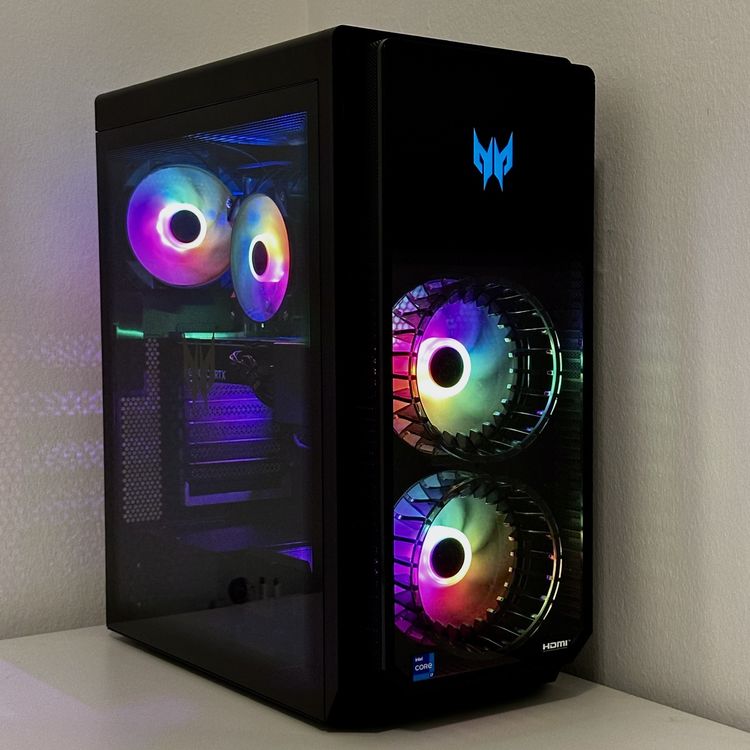 Gaming PC RTX 4070 Core i7 13700F 32gb DDR5 2TB SSD Predator (Gebraucht ...