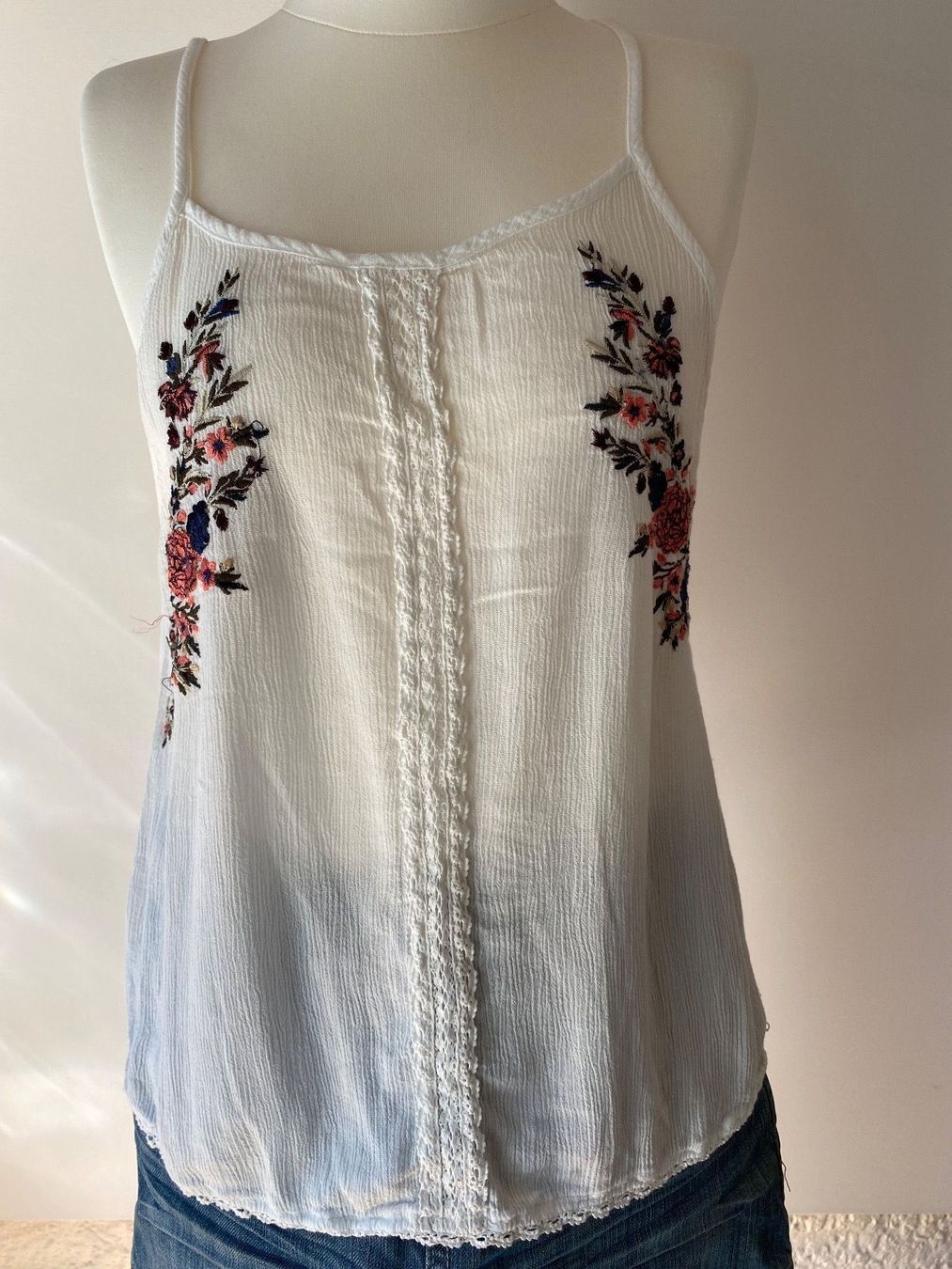 Superdry Top: SUPERDRY besticktes Trägertop (NEU) – Nuovo (secondo la descrizione) da Effingen venduto da Daizyy