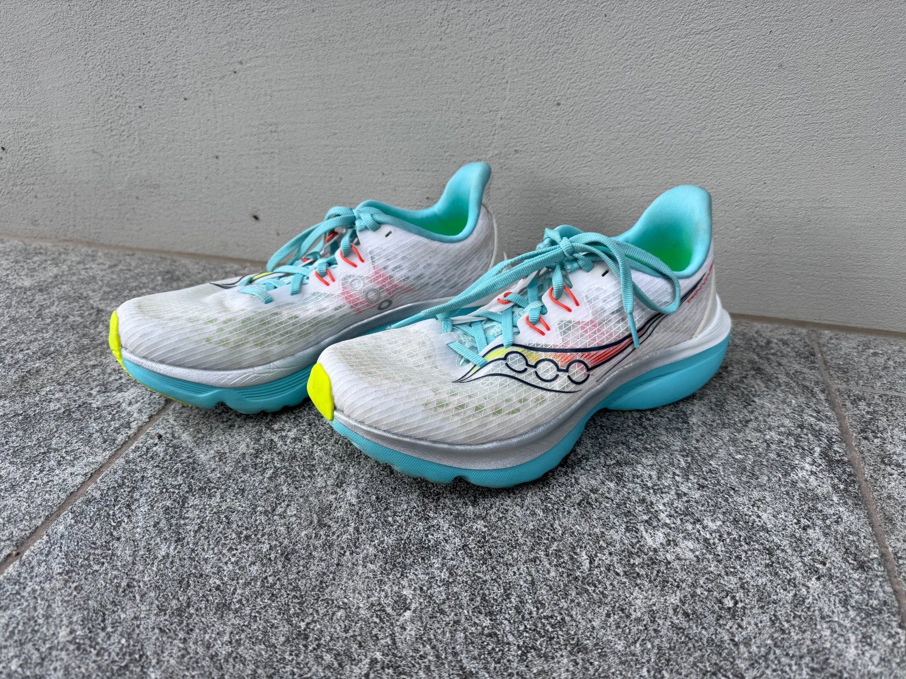 Saucony Chaussures femmes: Saucony Kinvara 16 – D'occasion à Ettiswil par Ursi33