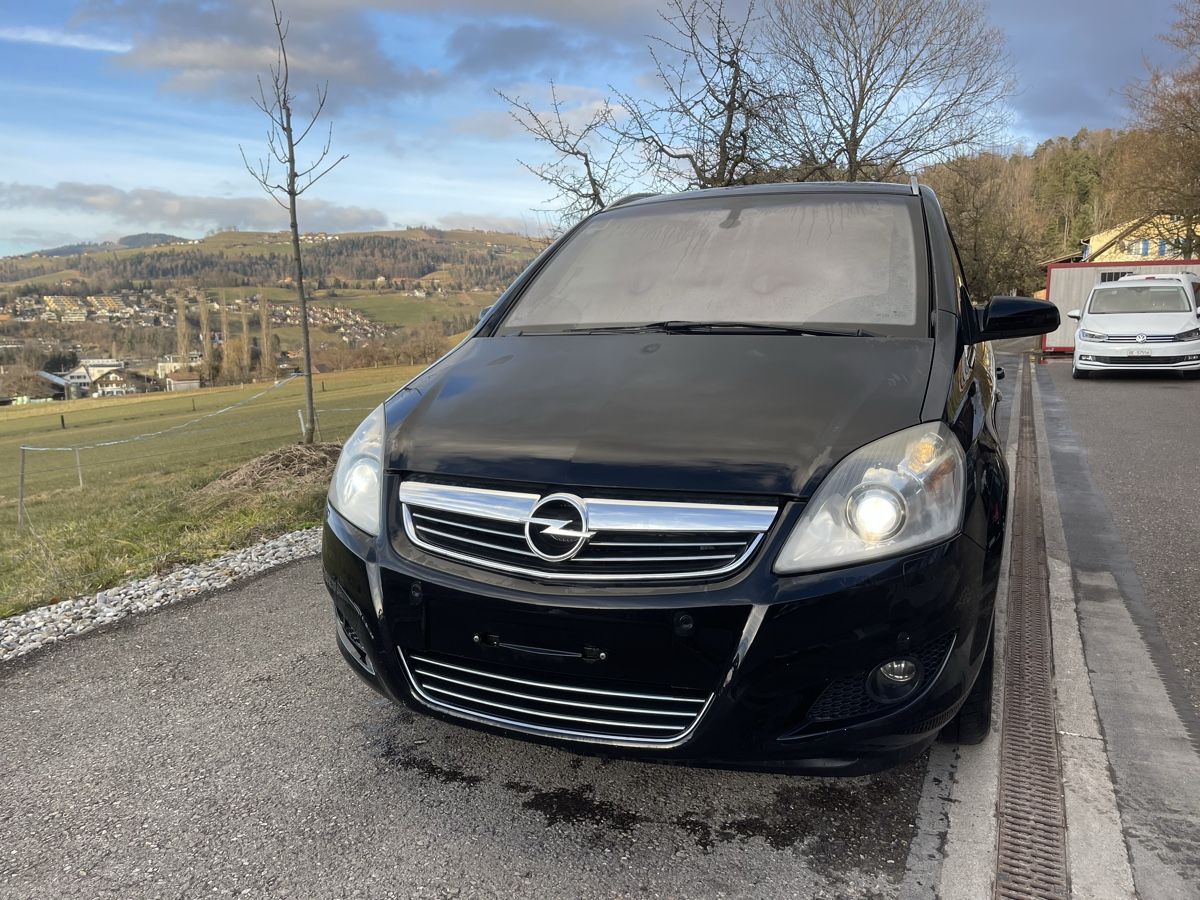 Opel Automobili: OPEL Zafira 22B >>>Platz 7<<< – Usato da Spiez venduto da bertula 1