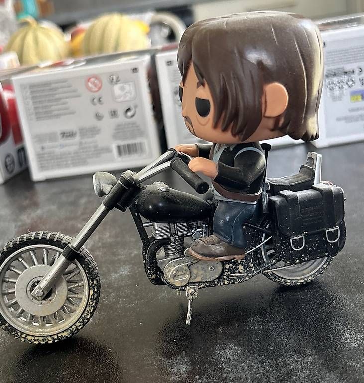 Figurines: Funko Pop - Daryl Dixon 08 – D'occasion à NYON par jeks 1