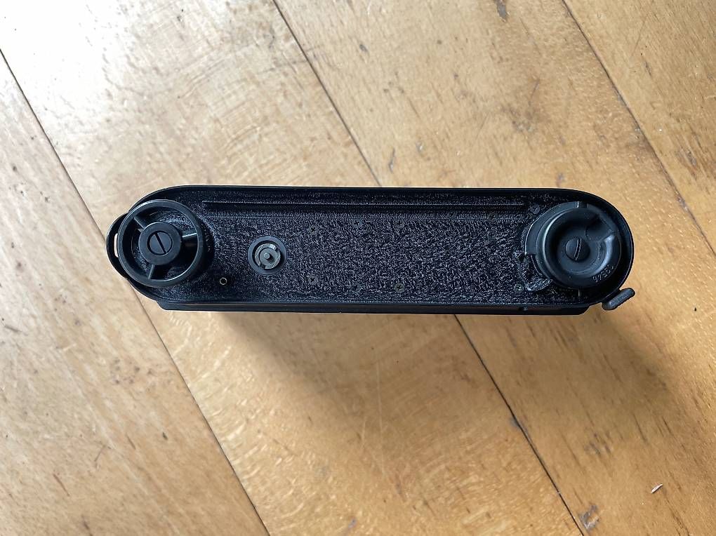 Fotocamera: Leica Winder M4-2 – Usato da Luzern venduto da liviobbb 1