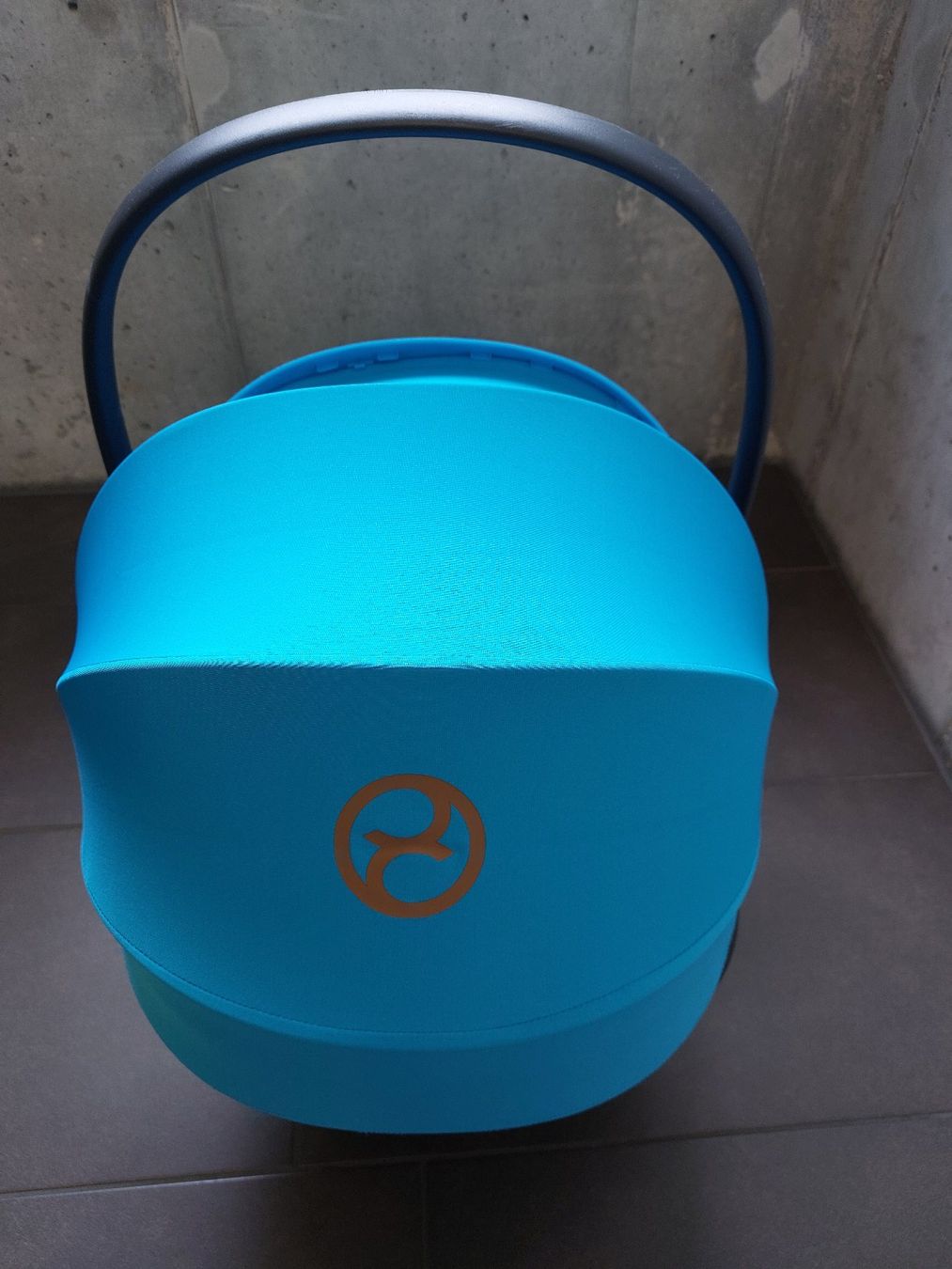 Carrozzine: Cybex EOS Lux Kinderwagen mit Cybex Cloud G i-Size Plus – Usato da Olten venduto da holeiag_2.0 2