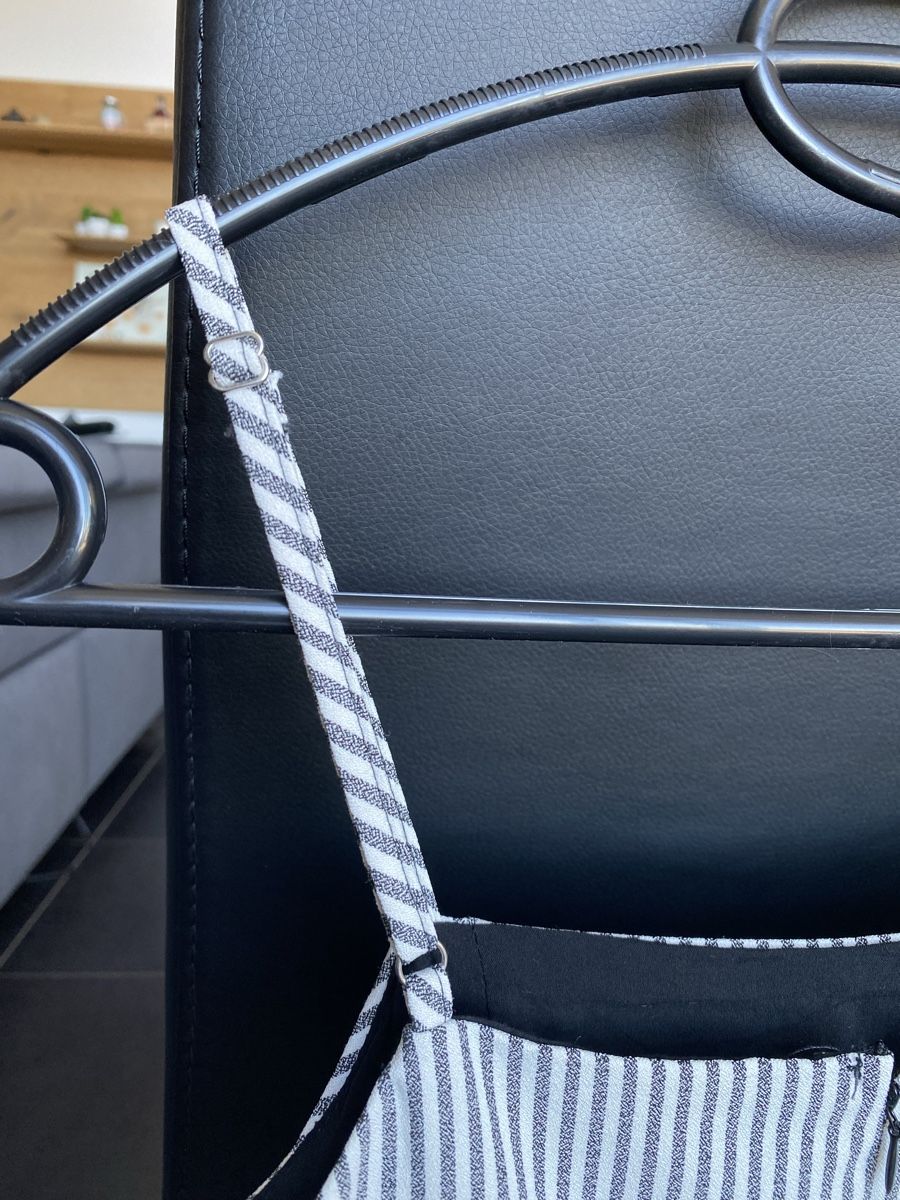 Pull&Bear Kleider: Robe courte Pull&Bear blanche lignée noir – Gebraucht aus Essertines-Yverdon von Alice977 3