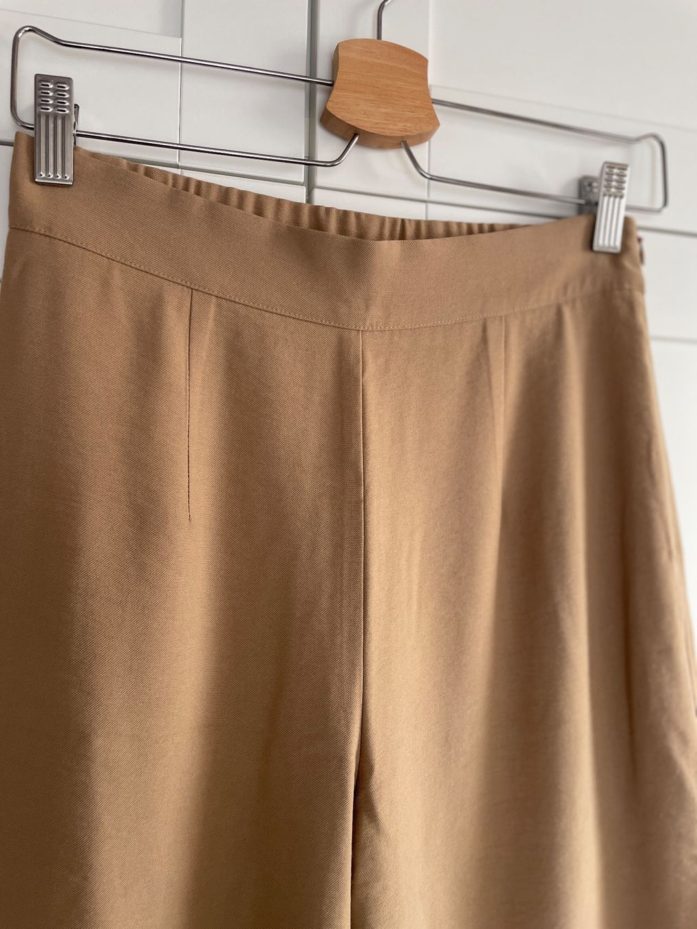 Pantaloni: Damenhose Beige Gr. S – Usato da Lützelflüh-Goldbach venduto da Christian1980