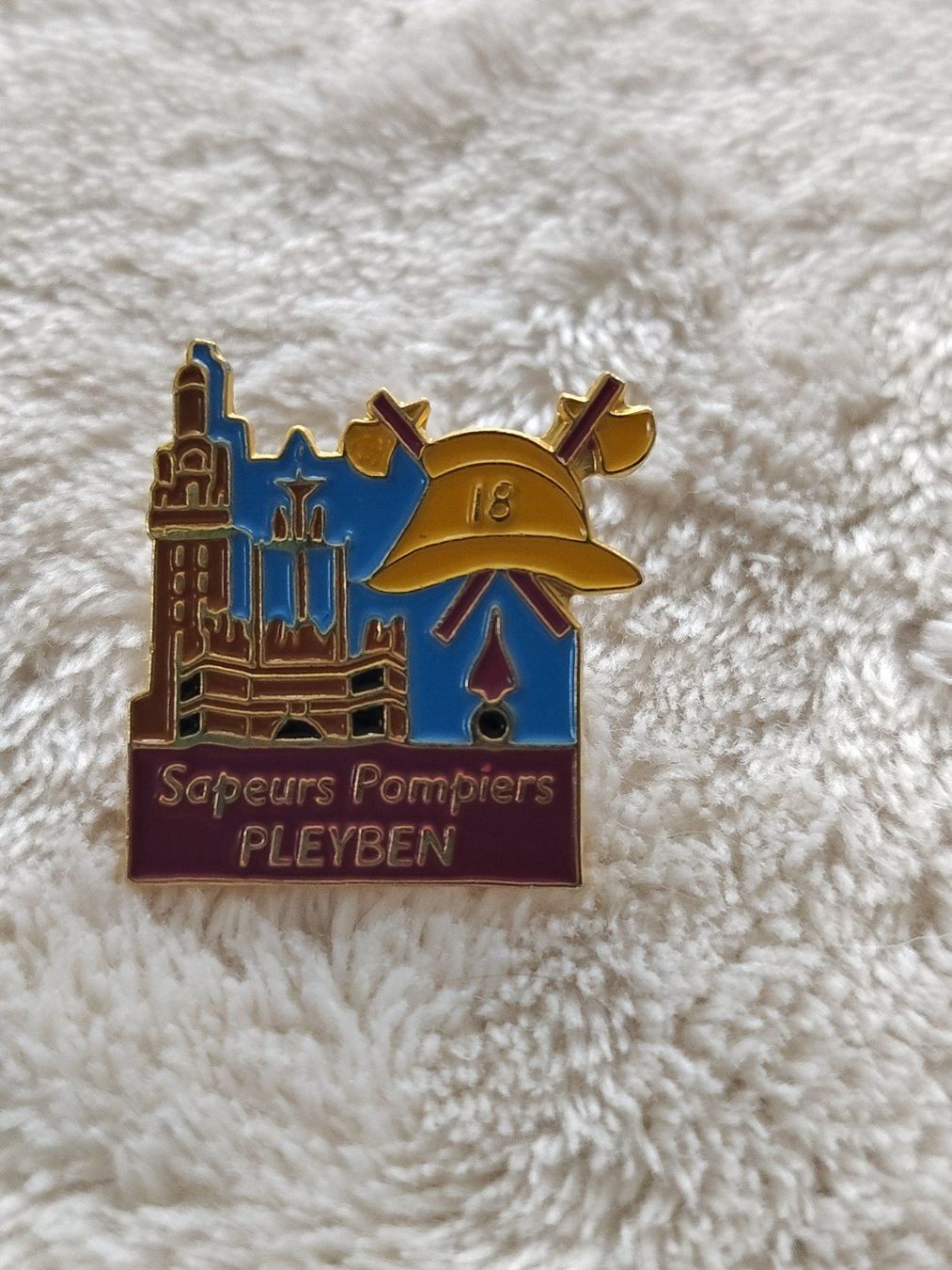Placchette & Badge: Pin's pompier Pleyben – Usato da Plagne venduto da gigi204