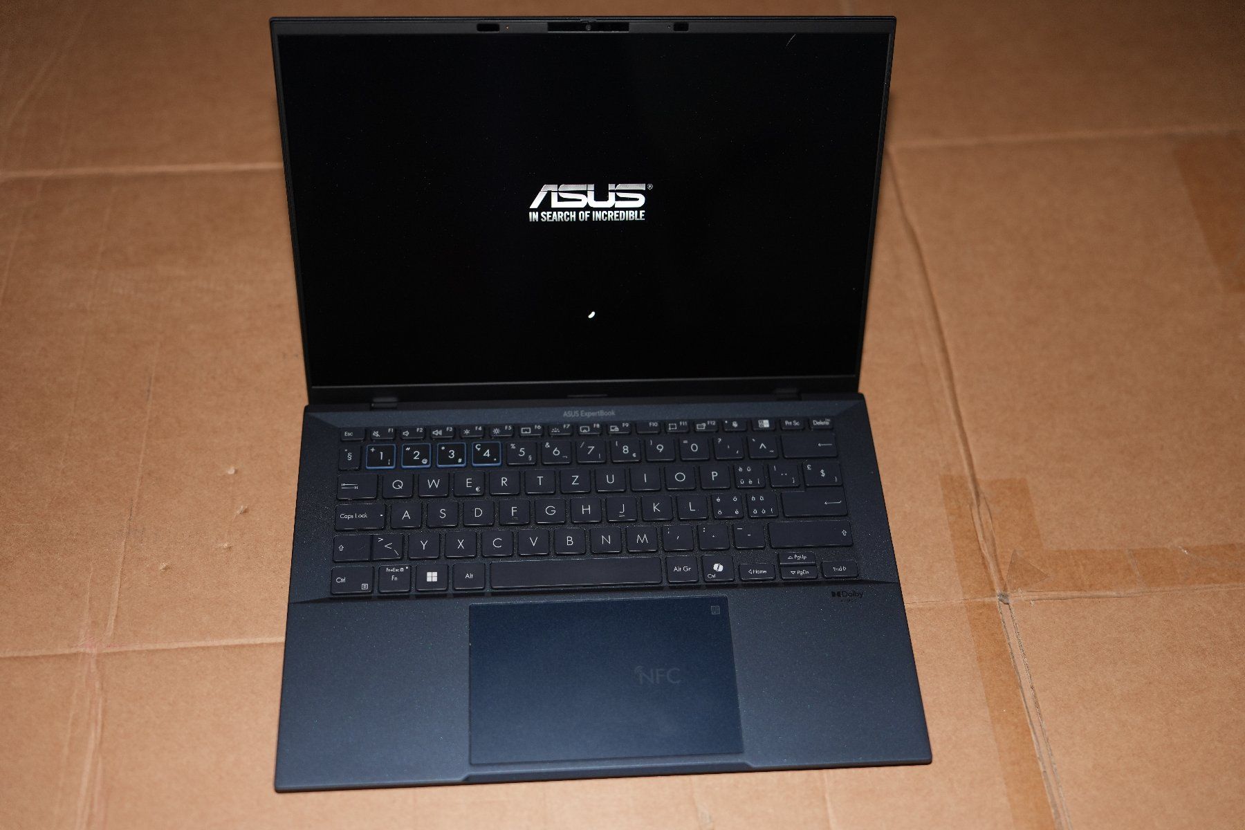 Asus Notebook: ASUS ExpertBook B9 OLED ( B9403CVAR-PP1968X) – Nuovo (secondo la descrizione) da Zürich venduto da Verkaufen-Schweiz 3