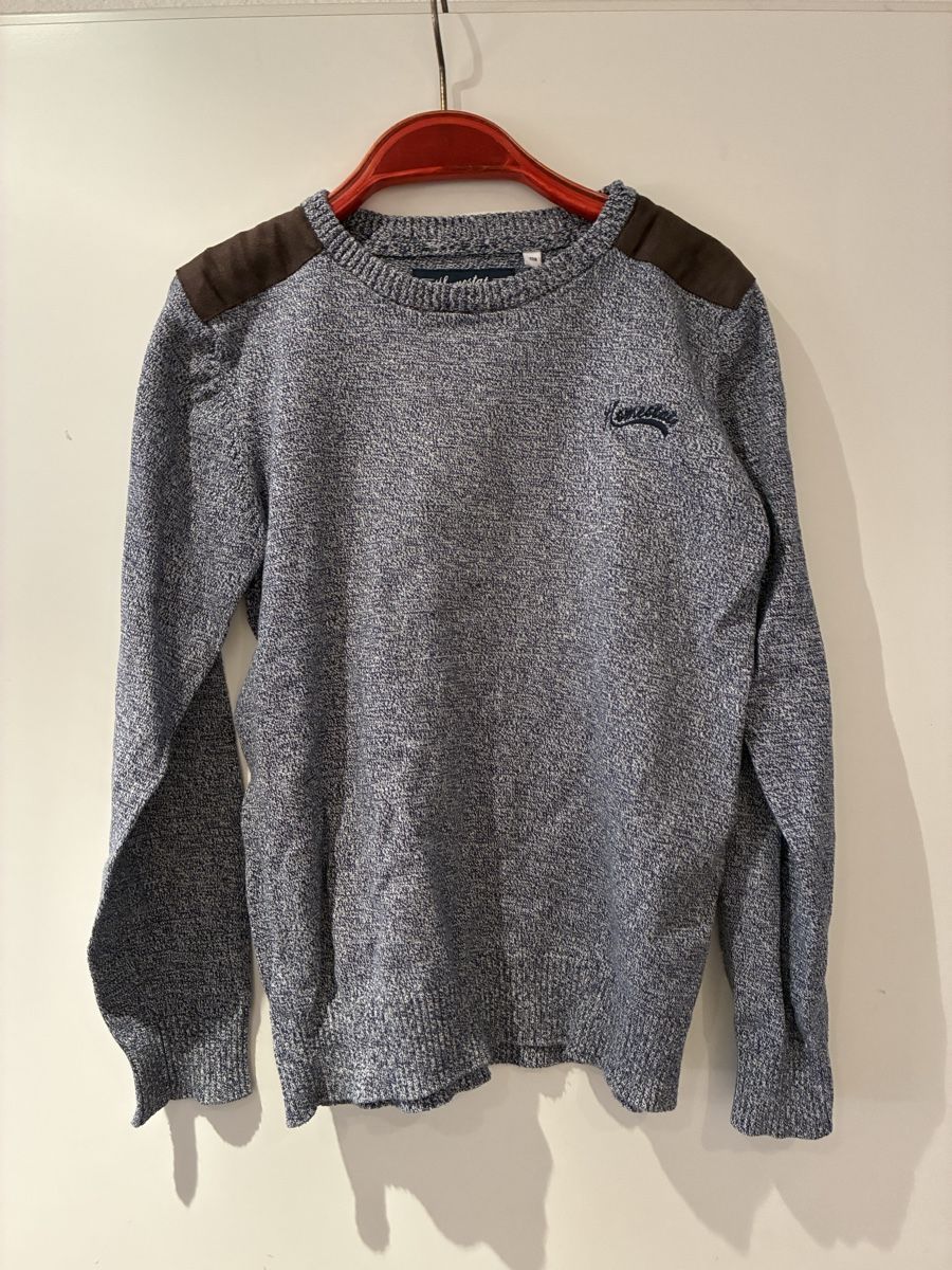 Pulls et sweat-shirts: Schöner Pullover Gr. 128 – D'occasion à richterswil par lunamarie001