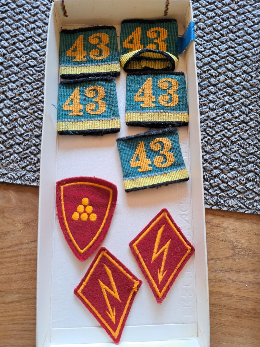 Schweizer Armee Placchette & Badge: Originale Schweizer Armee Fourragère Abzeichen – Usato da Pratteln venduto da mab_f2fz 2