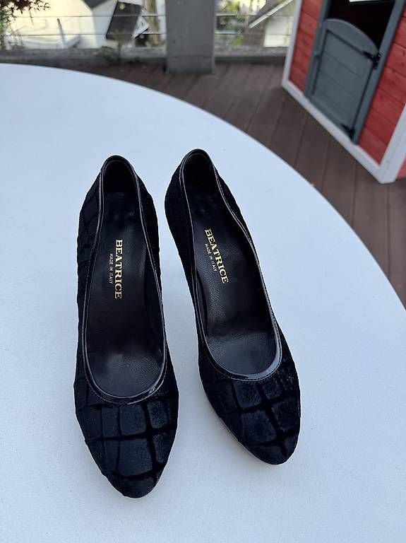 Scarpe da donna: Schuhe Grösse 40 – Usato da Uznach venduto da Drafensteiner 1