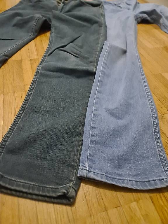 Jeans: Jeans W28 und W29 – Usato da Kriens venduto da akazy 1