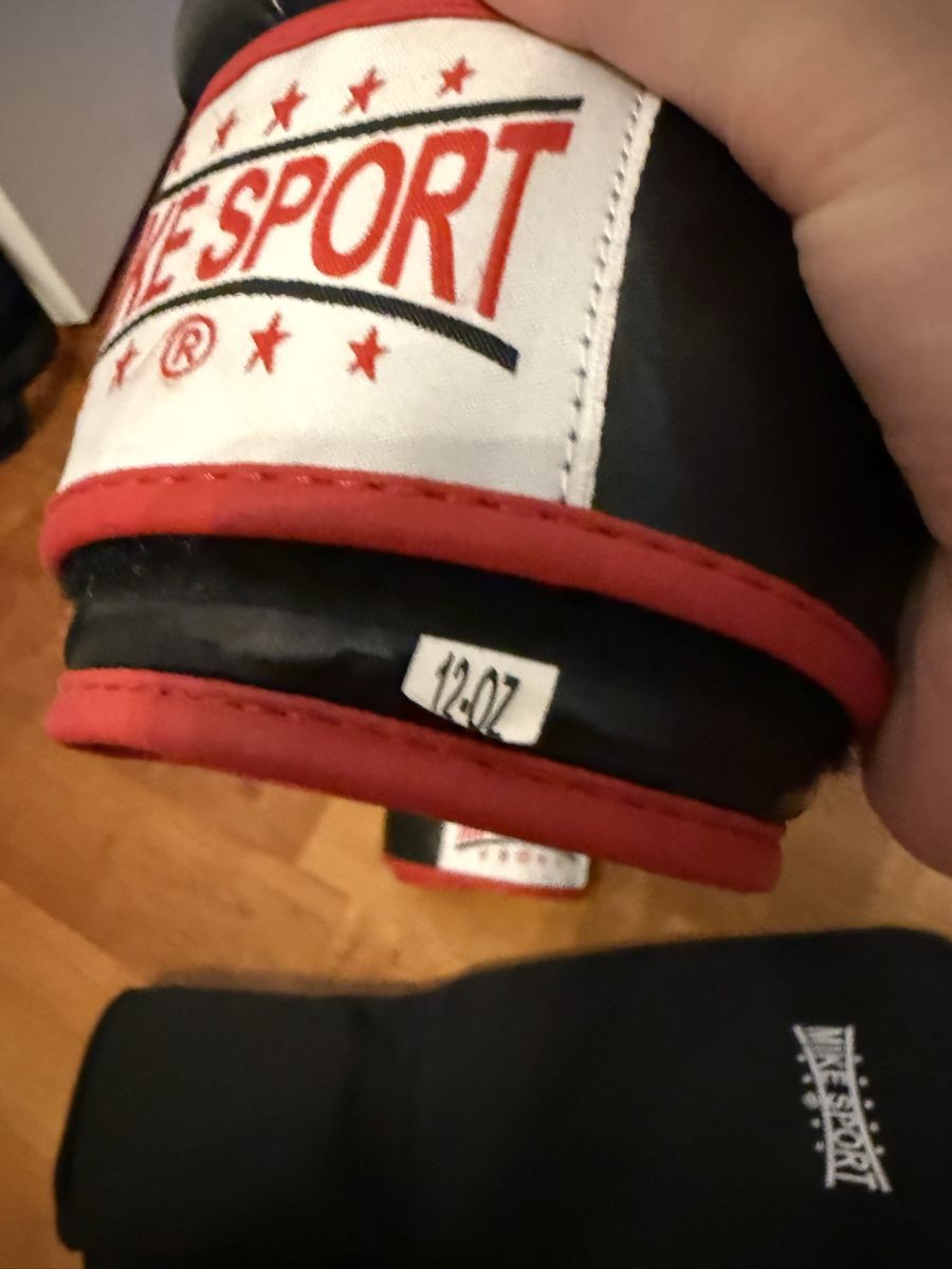 Sonstige Accessoires für Herren: Boxhandschuhe + Schienbeinschoner – Gebraucht aus Oberentfelden von mat_jbk7 1