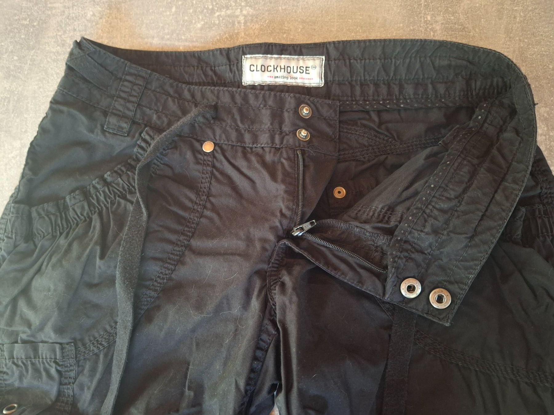 C&A Pantaloni: Short taille 34 marque C&A 100% coton – Usato da Villiers venduto da san_jn5w 3