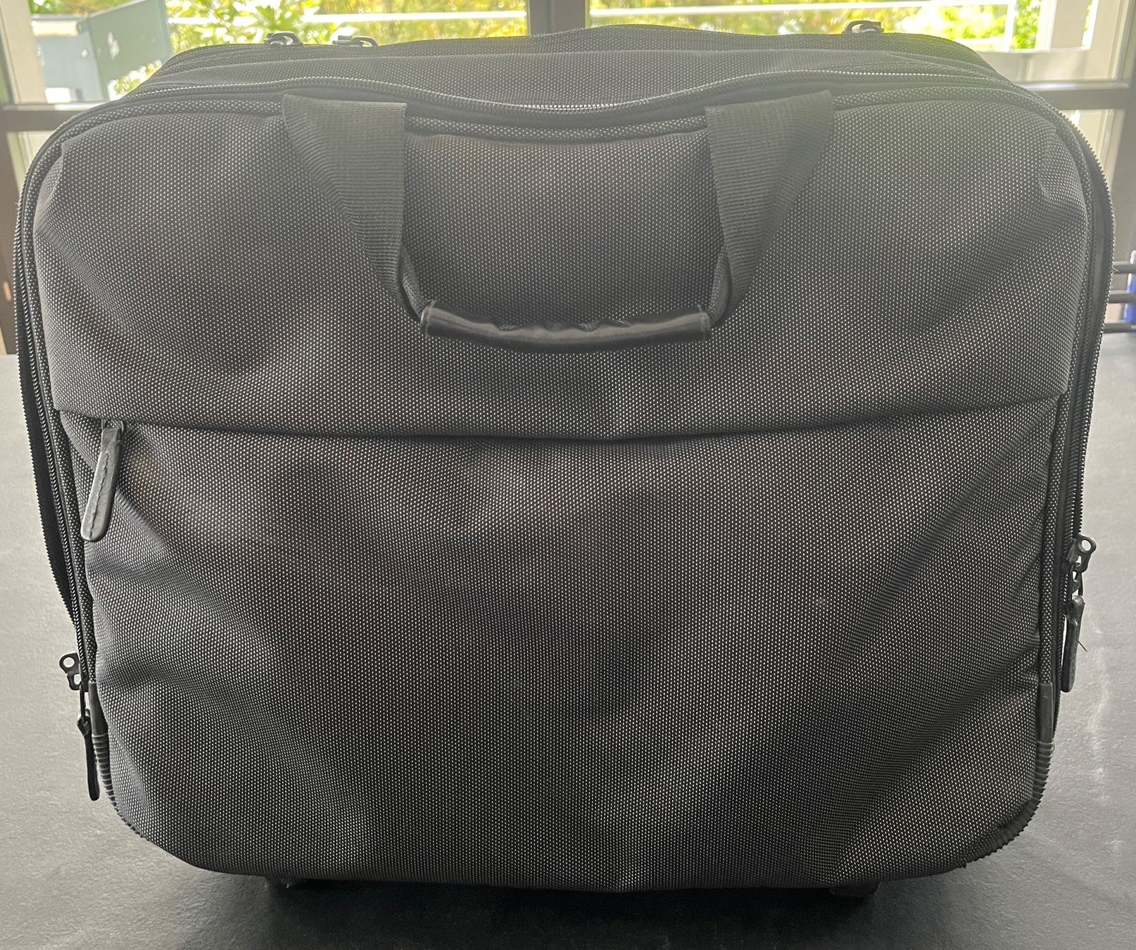 Altro in Aeronautica: Businesstrolley – Usato da Zürich venduto da Finestrat 1
