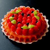 Erdbeerkuchen für die Puppenstube. Handarbeit. NP 10.80.