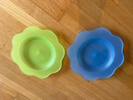 2x Kunststoff-Blumenteller