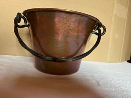 Cache pot en cuivre Stockli