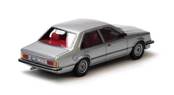 Opel Modellini d'auto: Opel Commodore C Limousine 1978-1982 silber met.     1:43 – Nuovo e nell'imballaggio originale da Gerlafingen venduto da espero88 3