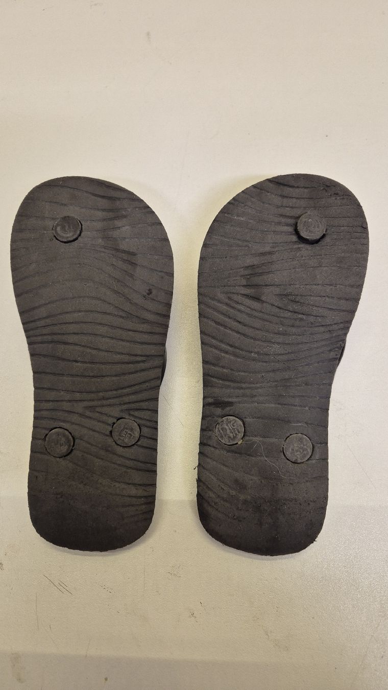 Scarpe per ragazzi: Kinder Flipflops Gr29/30 – Usato da Uerikon venduto da PhilipFrey 1