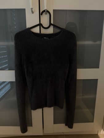 new yorker fluffy pullover