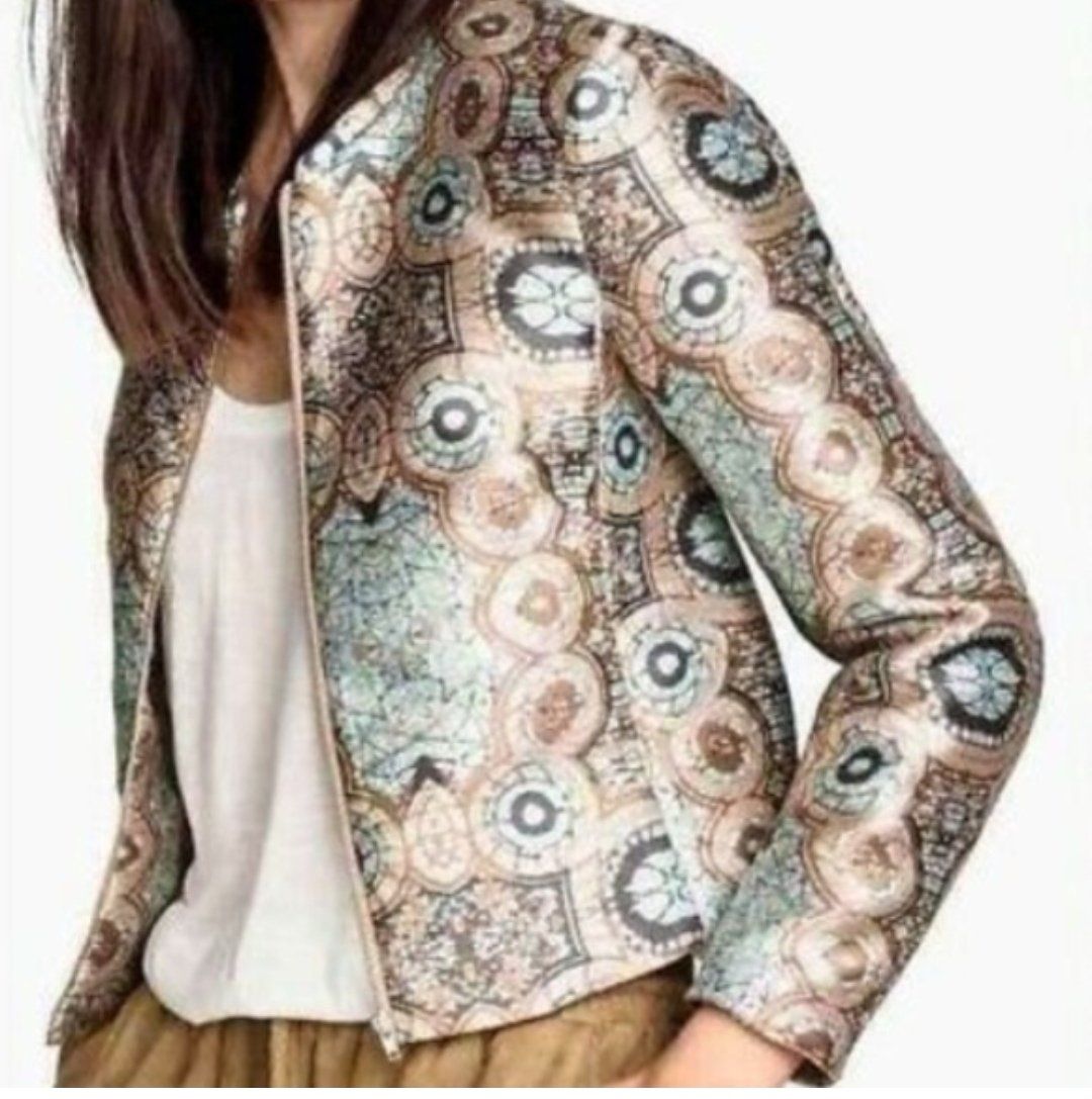 H&M Jacken: Kurze Jacke, H&M Concious Exklusiv – Gebraucht aus Uerikon von pink_flamingo