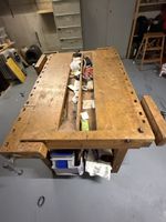 Werkbank Hobelbank massiv Holz mit Schraubstock Gebraucht