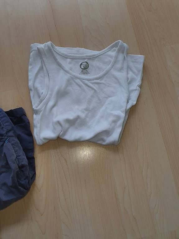 Lotti & Set di vestiti: Sommerkleider Junge, Grösse 134 – Usato da Waltenschwil venduto da ginola_23 3
