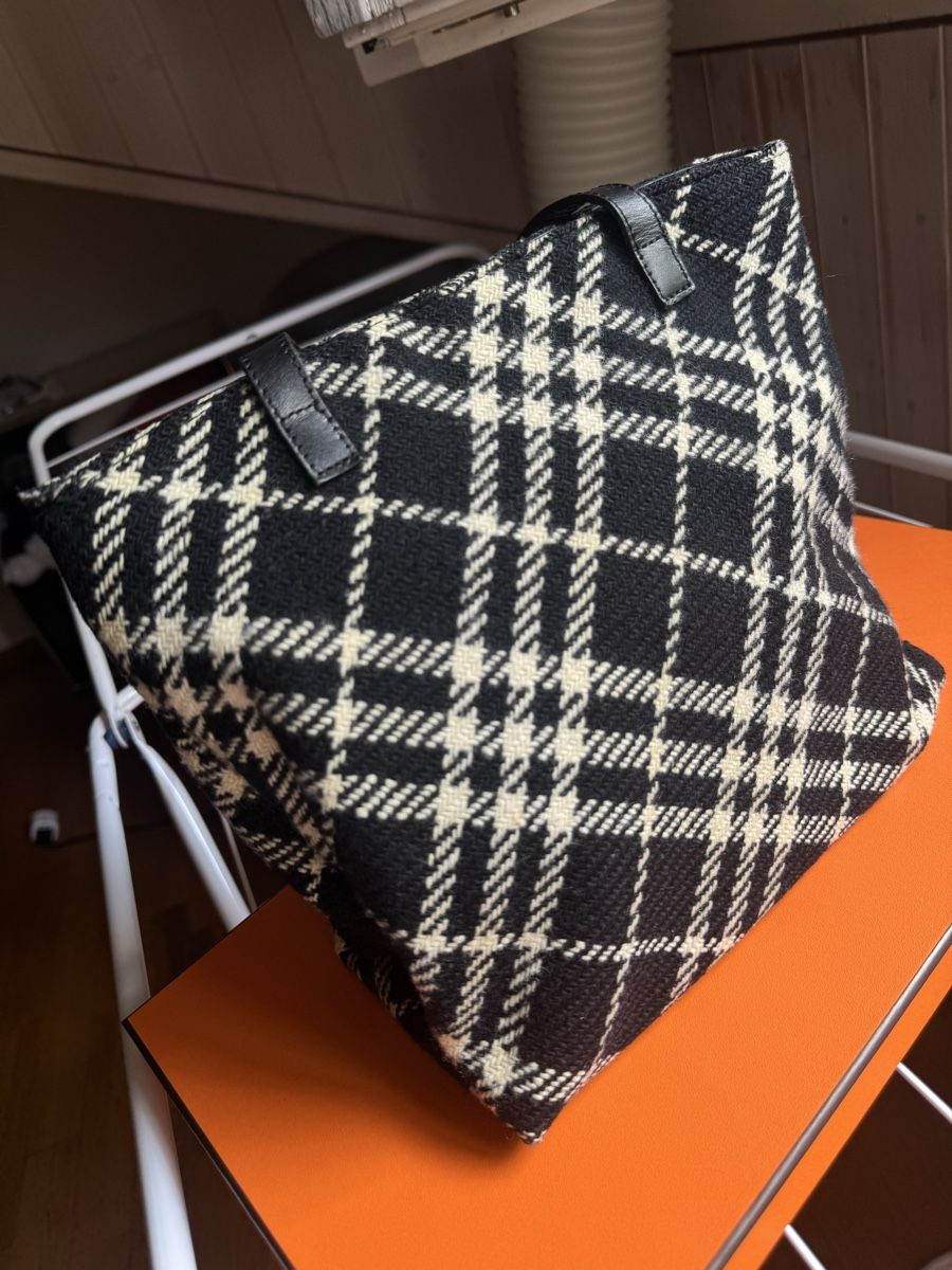 Sacs femmes: Burberry bag vintage  – D'occasion à Zürich par Anastasiya_g 4