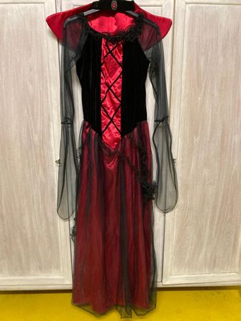 Schönes Halloween-Vampirinkostüm Damen